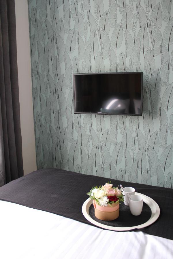 Residence Esmeralda Meuble De Tourisme 3 Etoiles โรชฟอร์ ภายนอก รูปภาพ